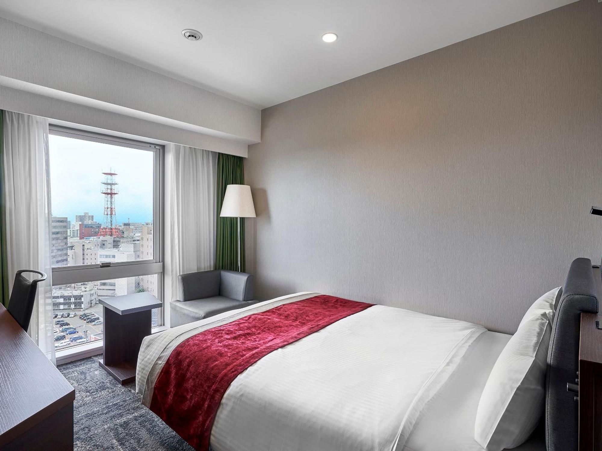 Daiwa Roynet Hotel Toyama-Ekimae Экстерьер фото