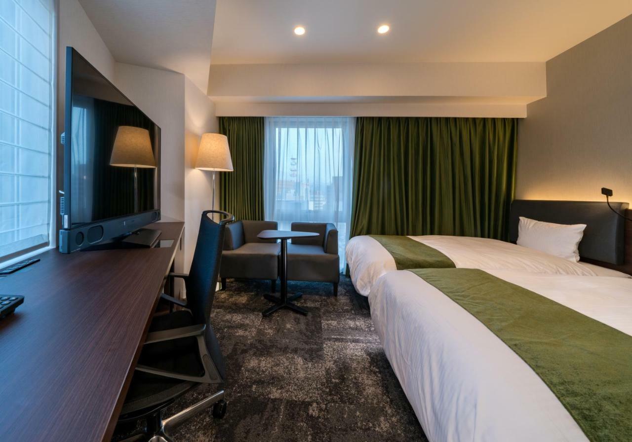 Daiwa Roynet Hotel Toyama-Ekimae Экстерьер фото